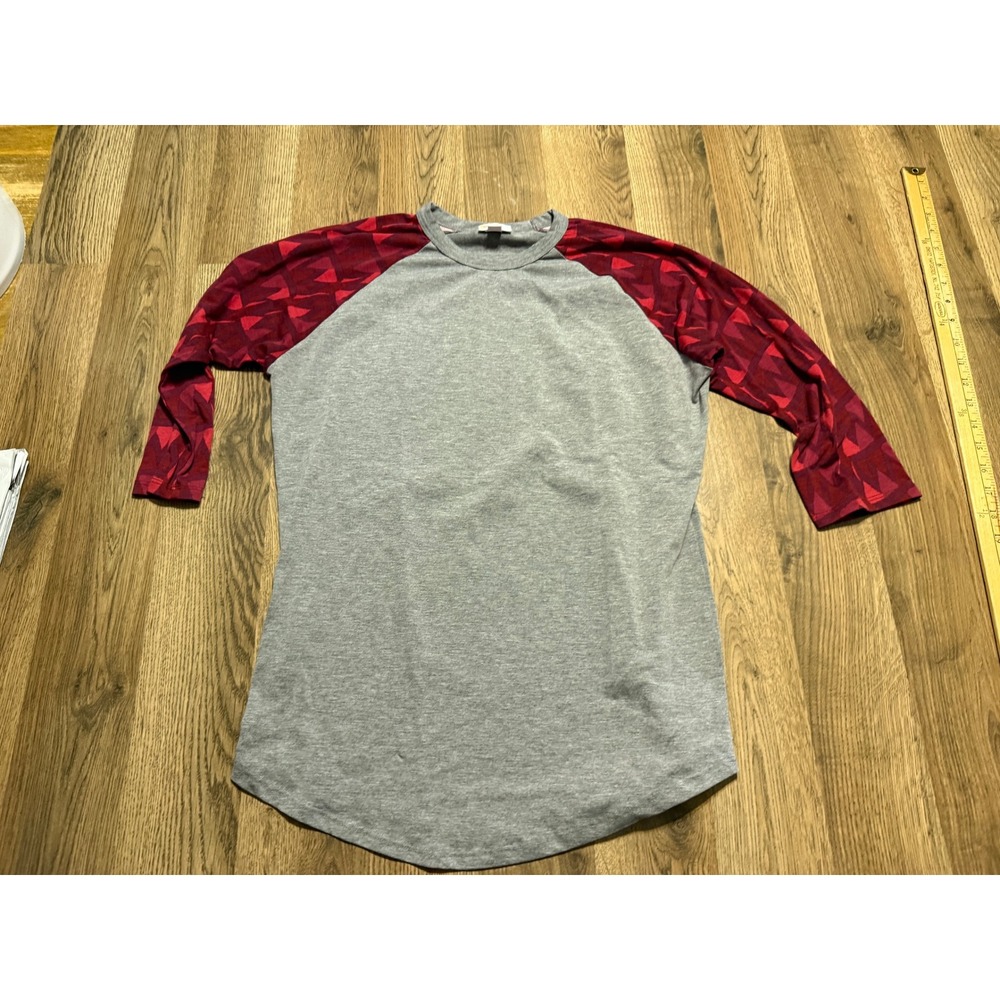 LuLaRoe Shirt Unisex Size M Gray Red Geometric Baseball Tee Shirt